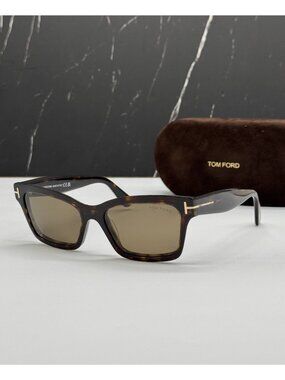 New Authentic TOM FORD - ESME TF1157 SHINY DARK HAVANA Sunglasses Tom Ford ESME TF1157 ESME TF 1157 01A Shiny Black main image 3